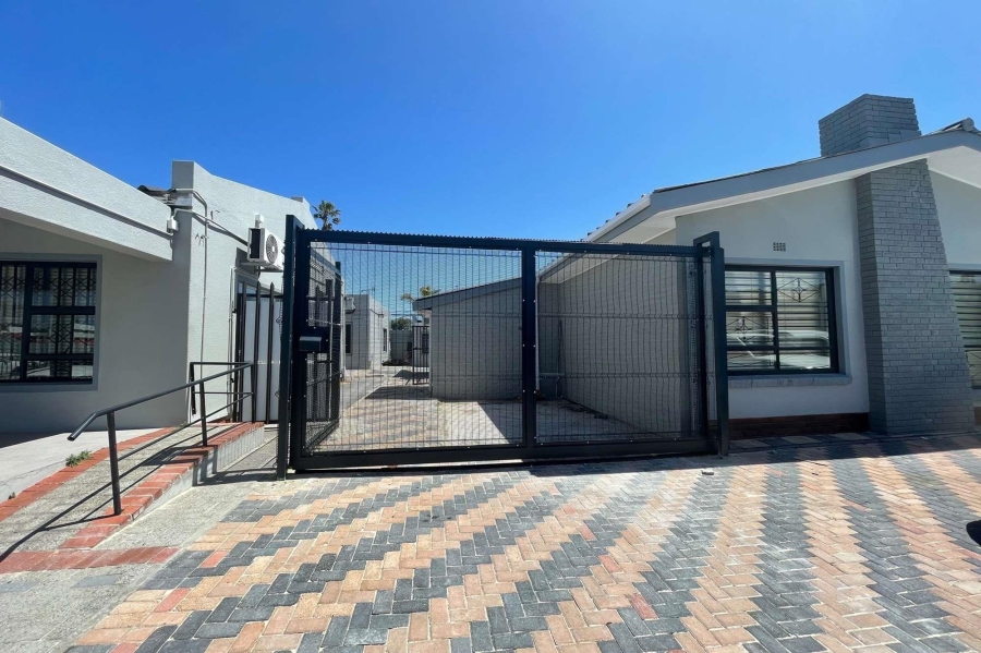 Commercial Property for Sale in De Kuilen Western Cape